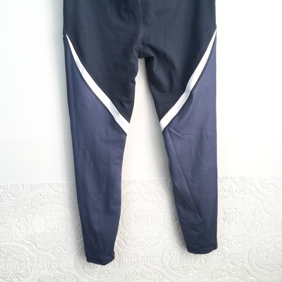 Gap Fit sporty striped blackout workout leggings M - Picture 2 of 6